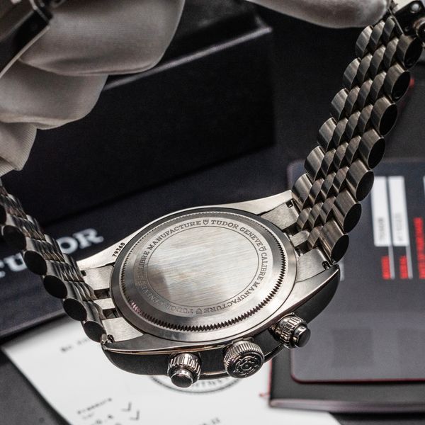 Tudor Black Bay Chrono M79360b-0002